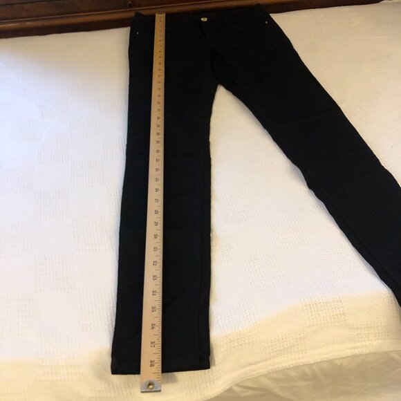 NWT - H&M Jeans Super Skinny Fit Black Denim Stretch Mid Rise Size 30 B82 - Picture 3 of 10